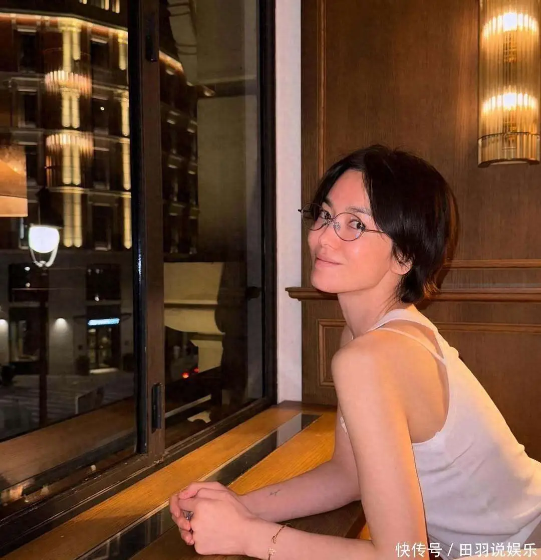 宋慧乔超适配短发！多款各异发型天然显年轻，状态远超长发时期