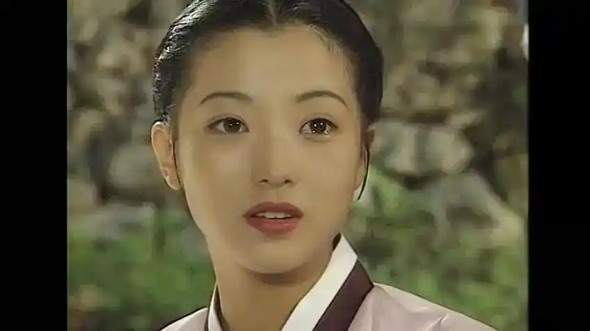 韩国整容文化_韩剧整容女明星_韩剧女主整容前后对比