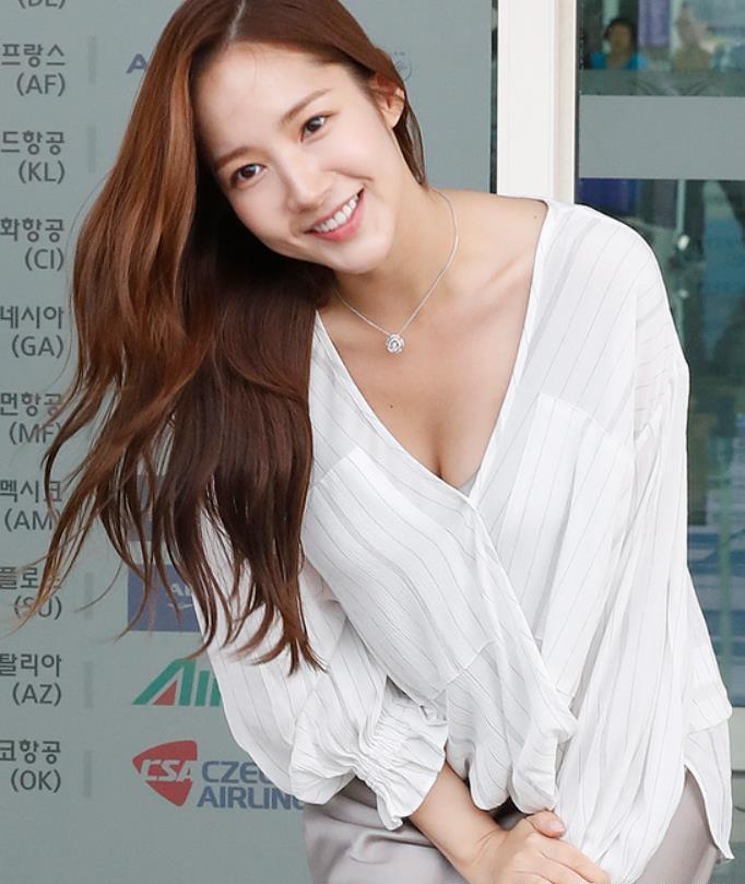 朴敏英财阀男友_韩剧整容女明星_朴敏英整容史